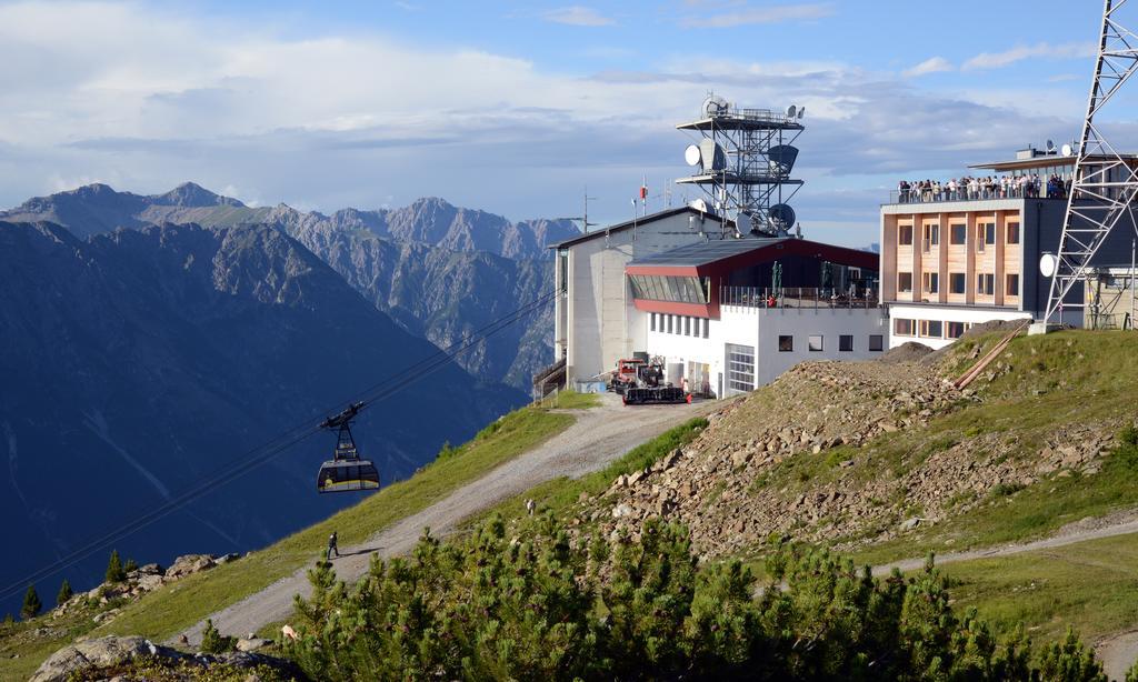 Venet Gipfelhuette Hotel Zams Exterior photo